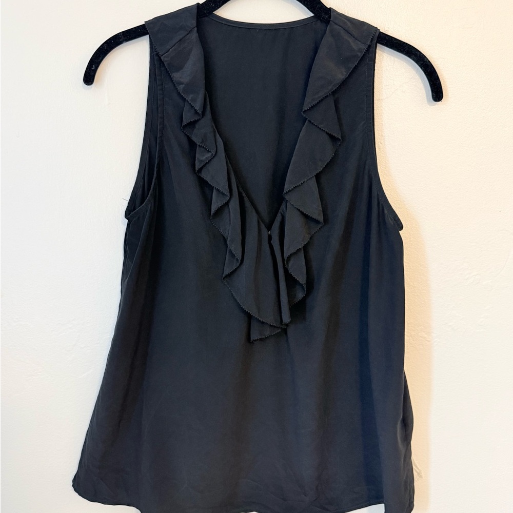 Joie 100% Silk Black Ruffle Sleeveless V-neck Top Size Small